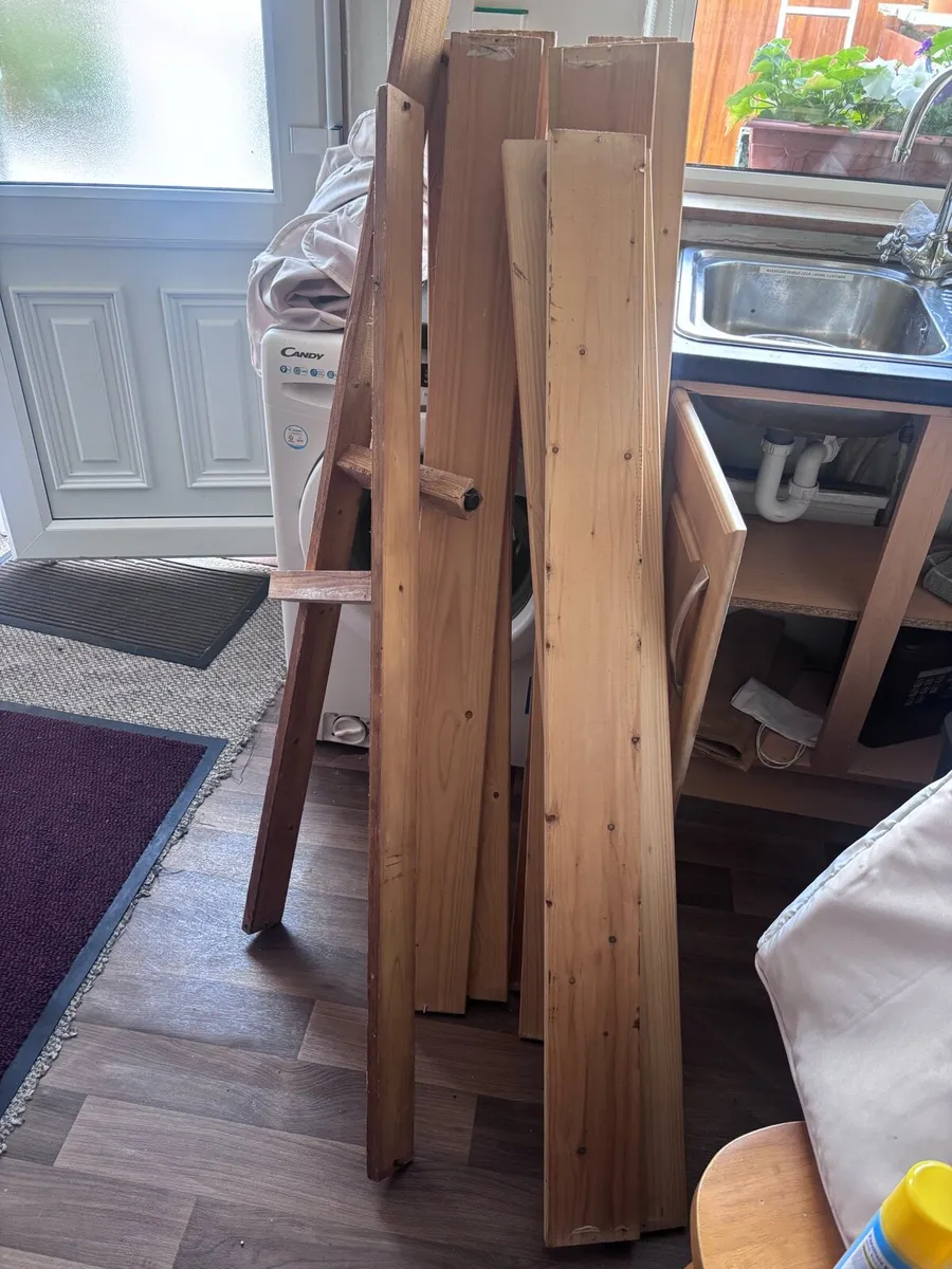 Solid wood bed frame - Image 3
