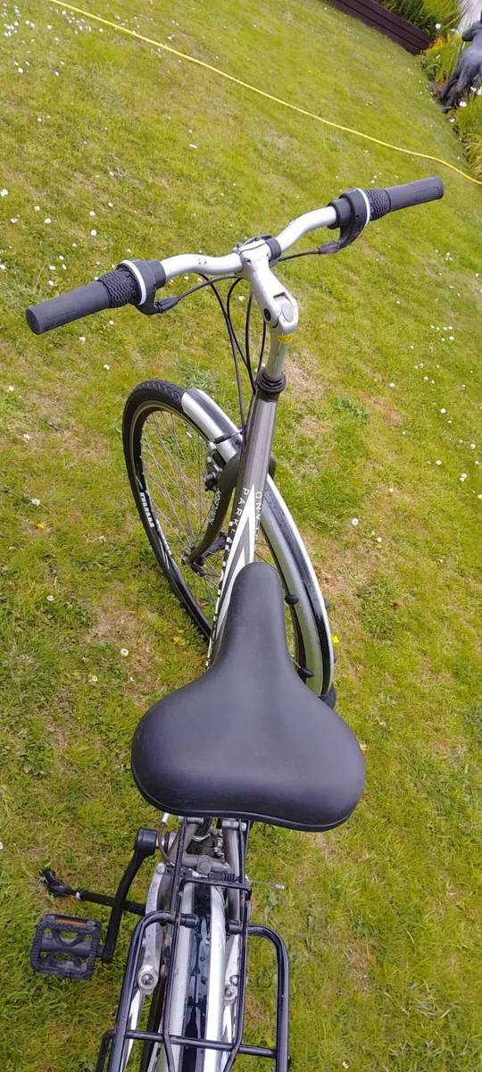 Ladies Bike for sale - Good condition - Image 3