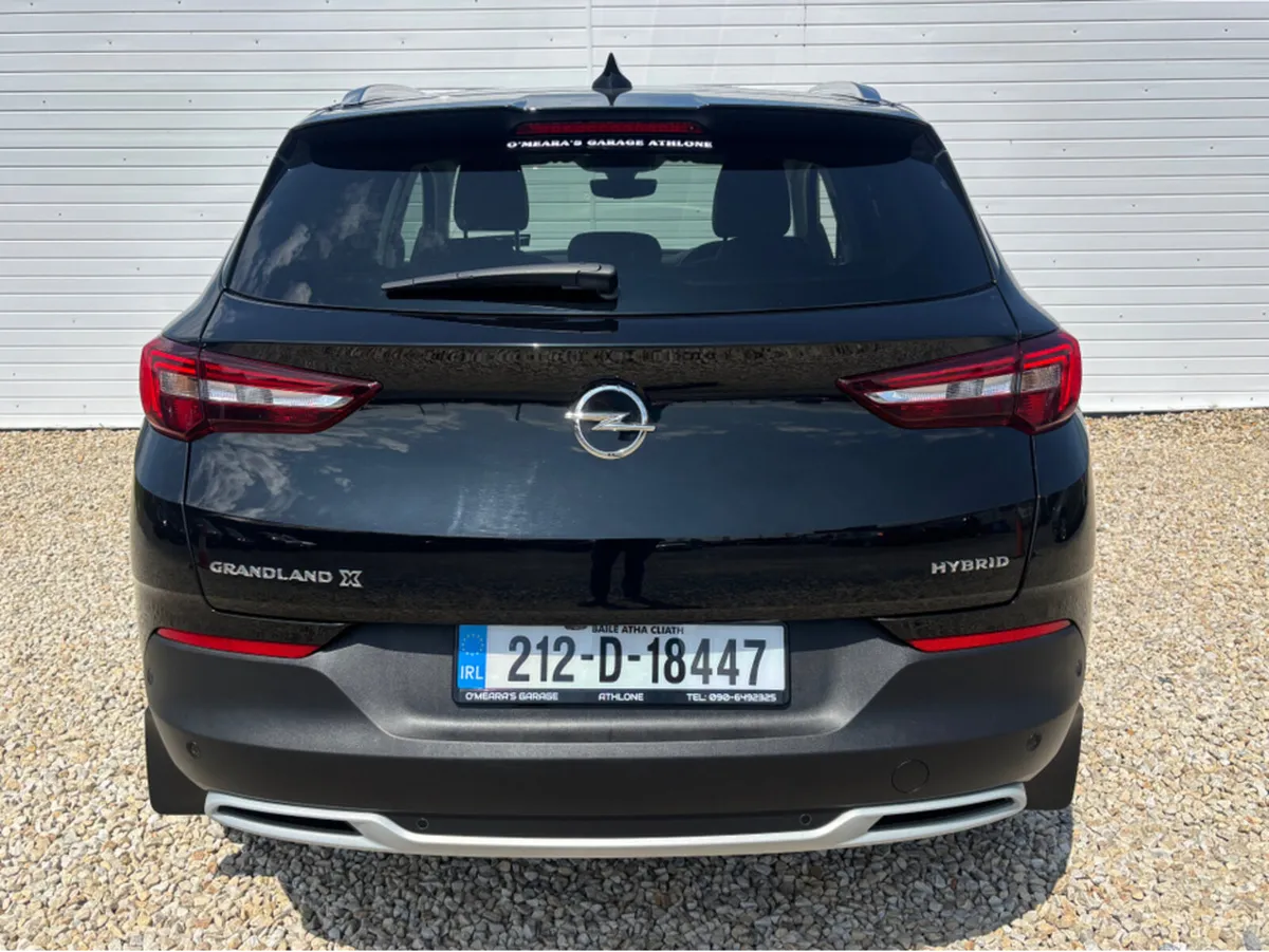 Opel Grandland X SRI PHEV-1.6 225HP 225HP-8SP AUTO - Image 2