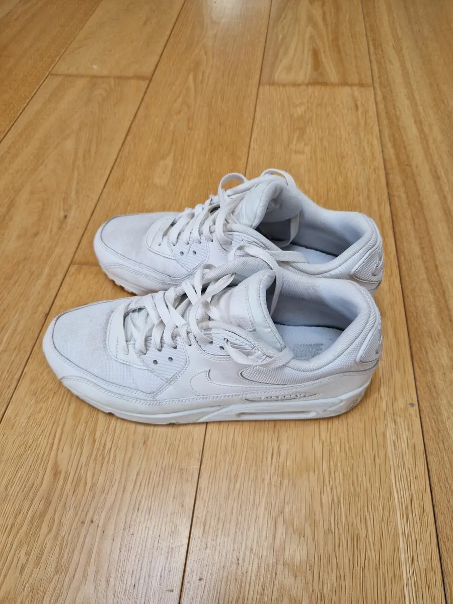 Nike air max size 8 - Image 4