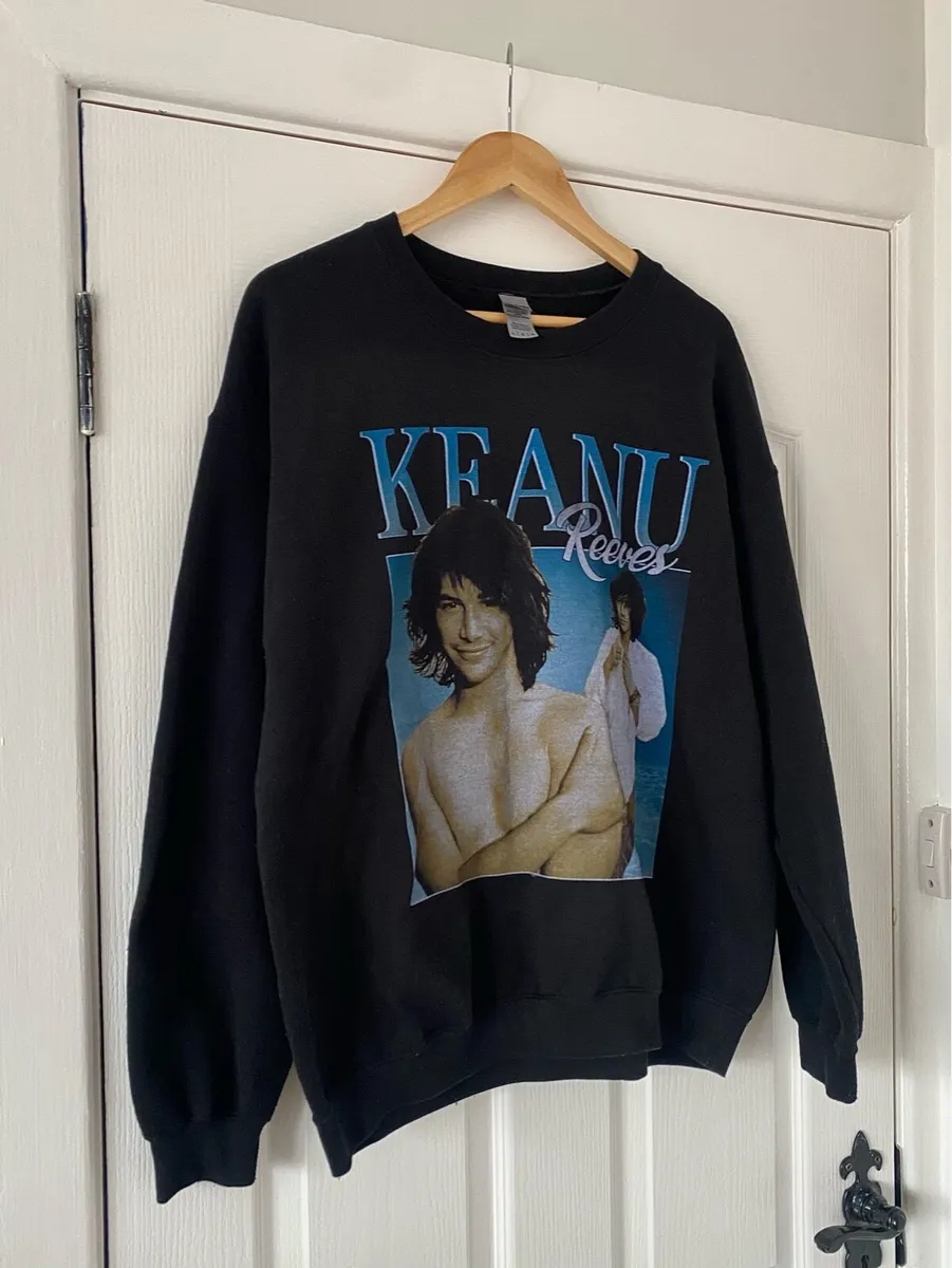 90s Style Keanu Reeves Sweatshirt - Image 2