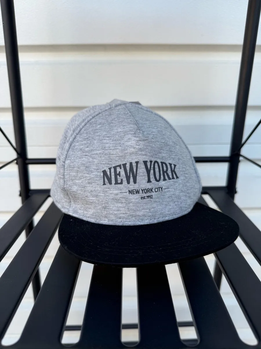 Cap H&M 47 cm - Image 1