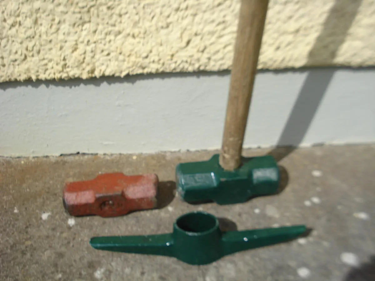 SHED CLEAR OUT OF  OLD TOOLS. 3. - Image 1