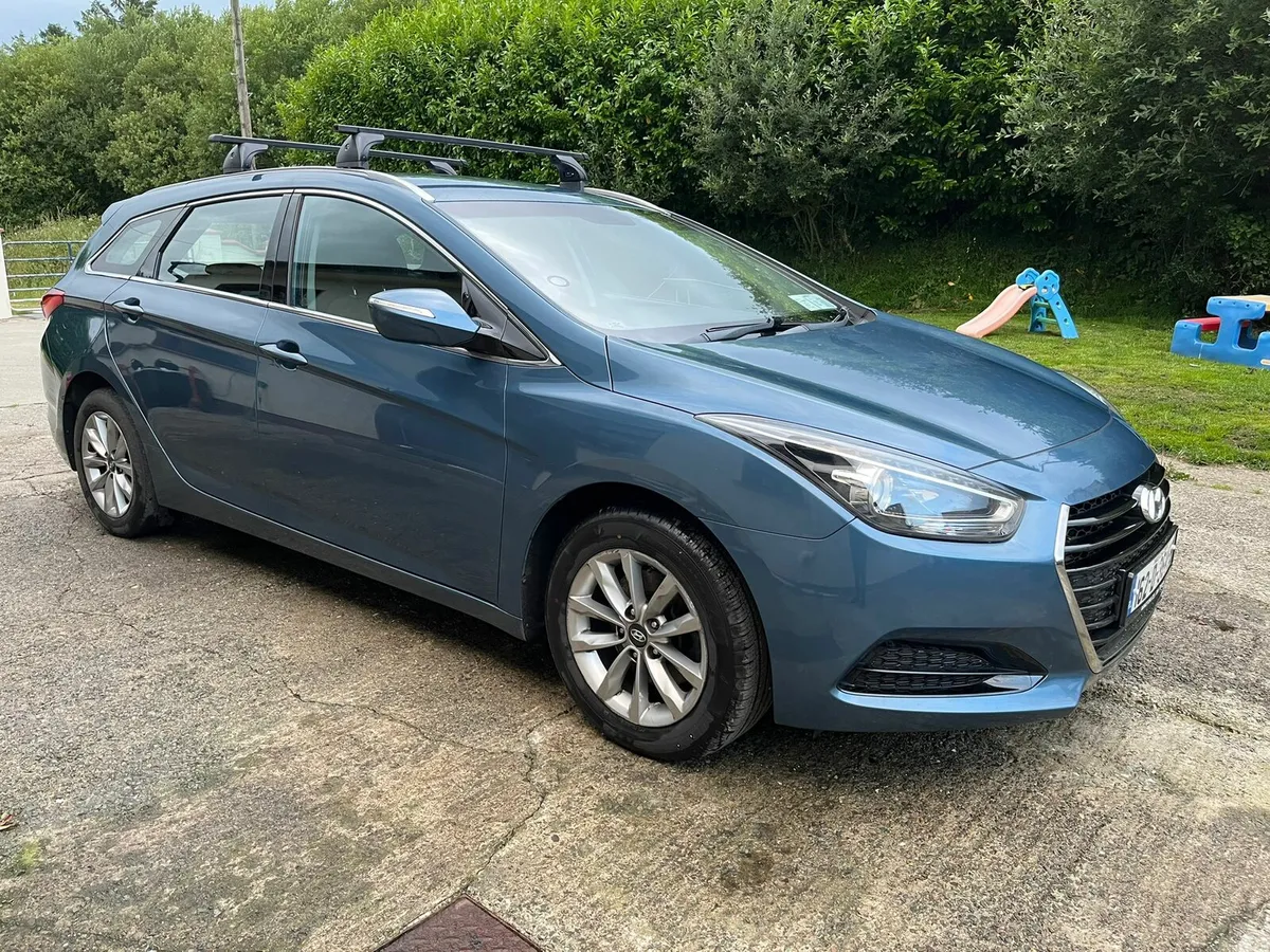 HYUNDAI i40 - Image 1