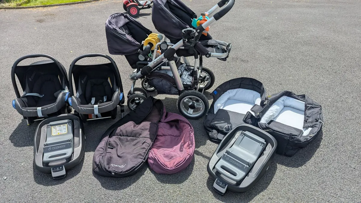 iCandy Pear Twin Buggy Travel System Mega Bundle - Image 2