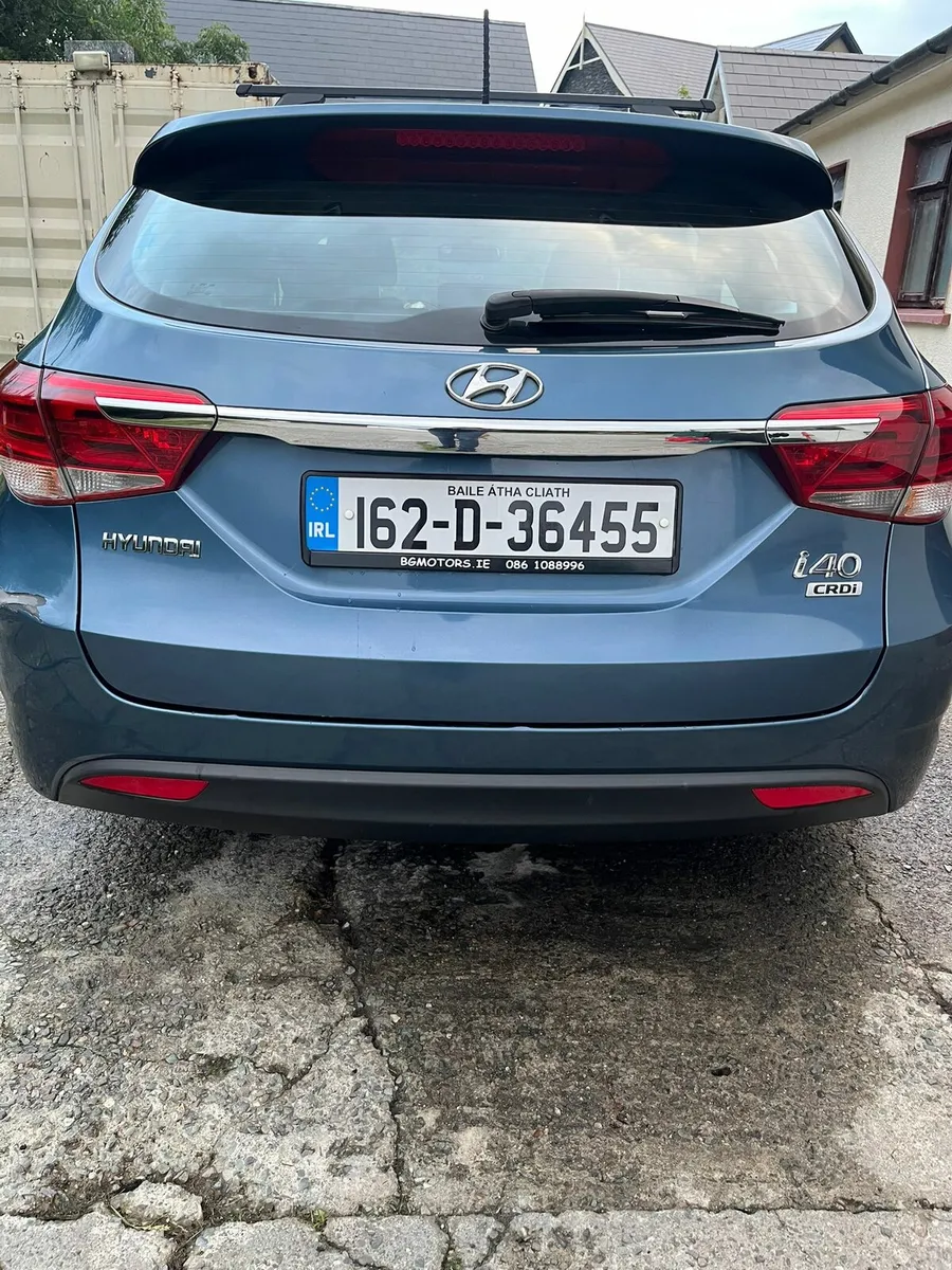 HYUNDAI i40 - Image 4