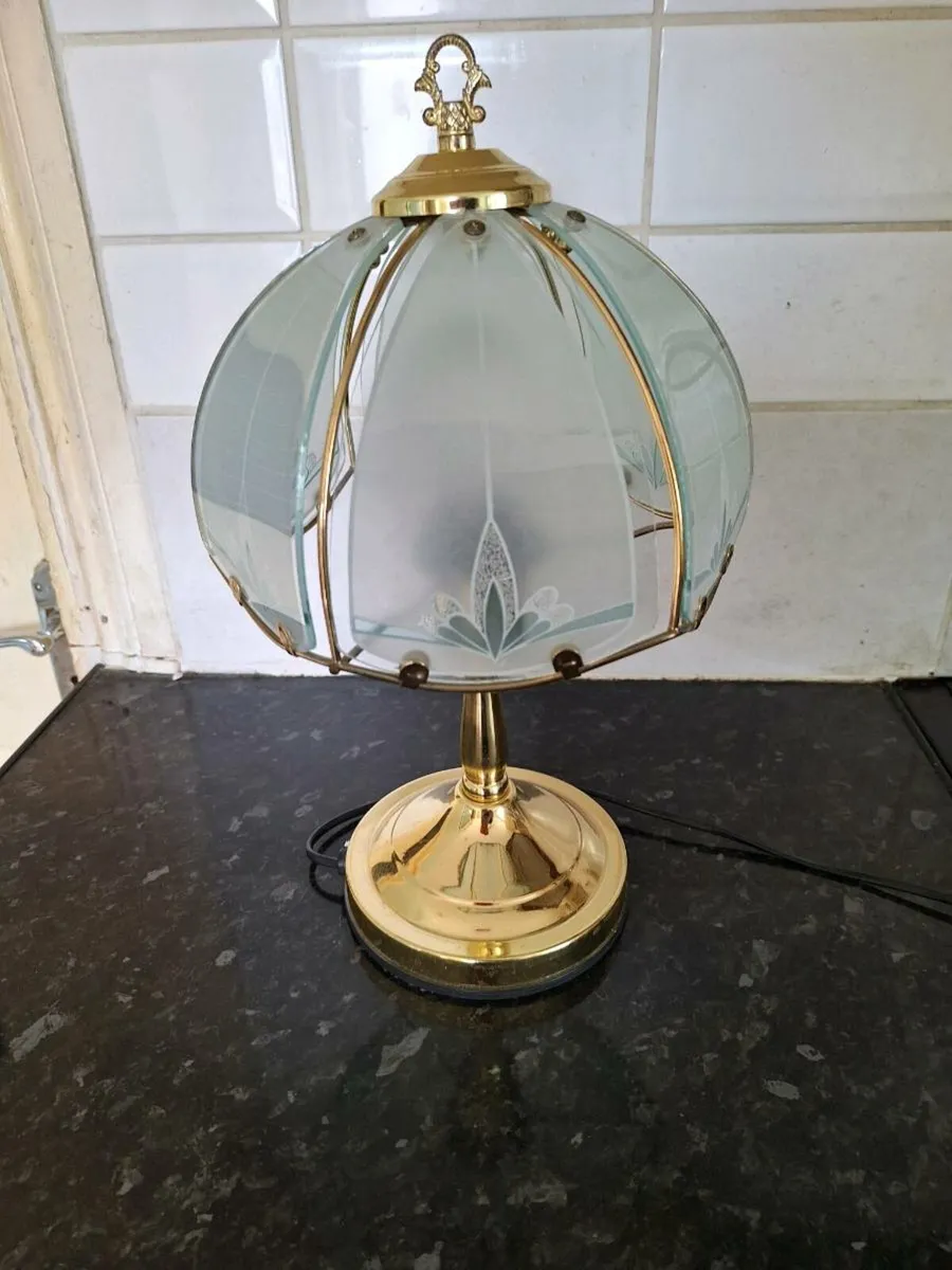 Lovely metal touch lamp - Image 1