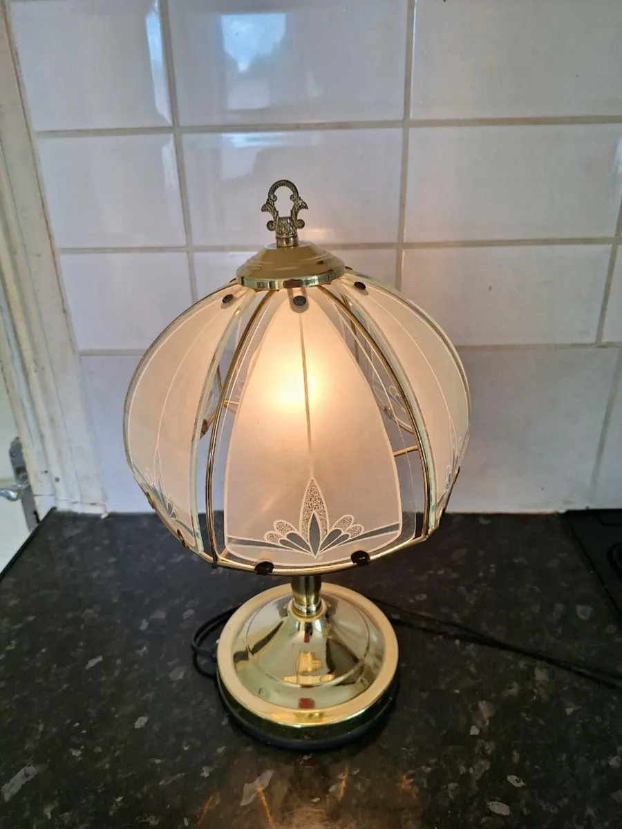Lovely metal touch lamp - Image 3