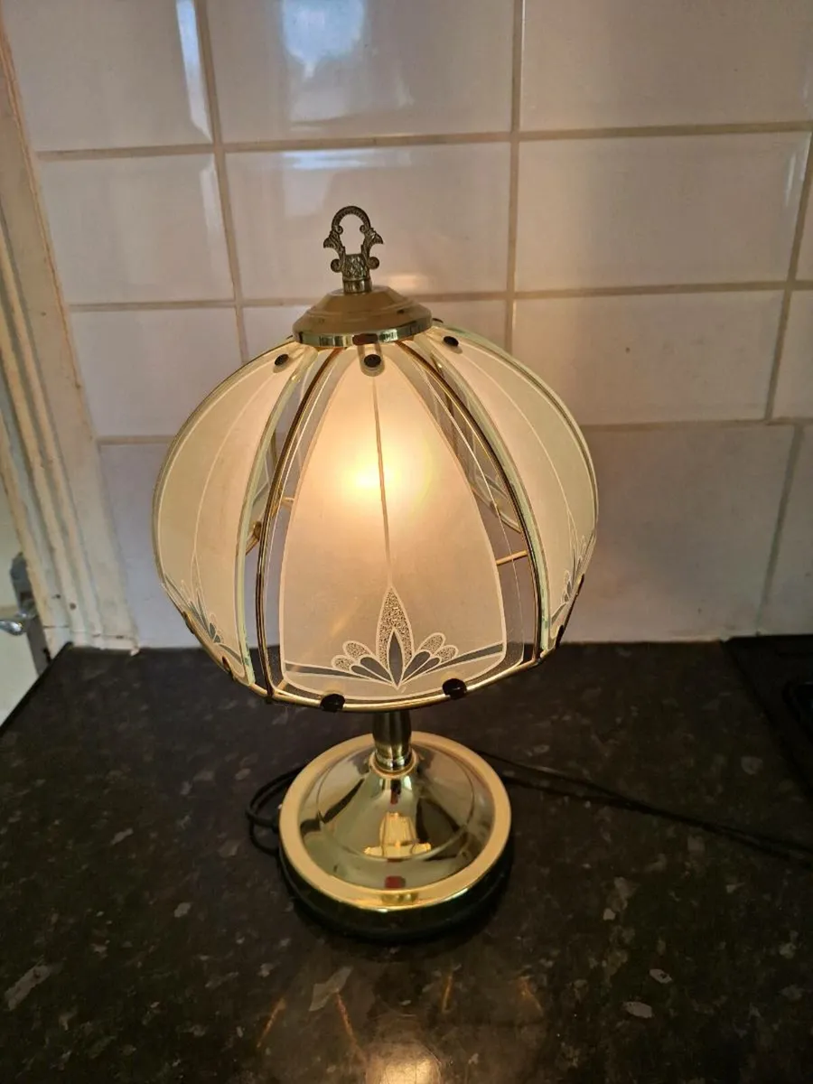 Lovely metal touch lamp - Image 4