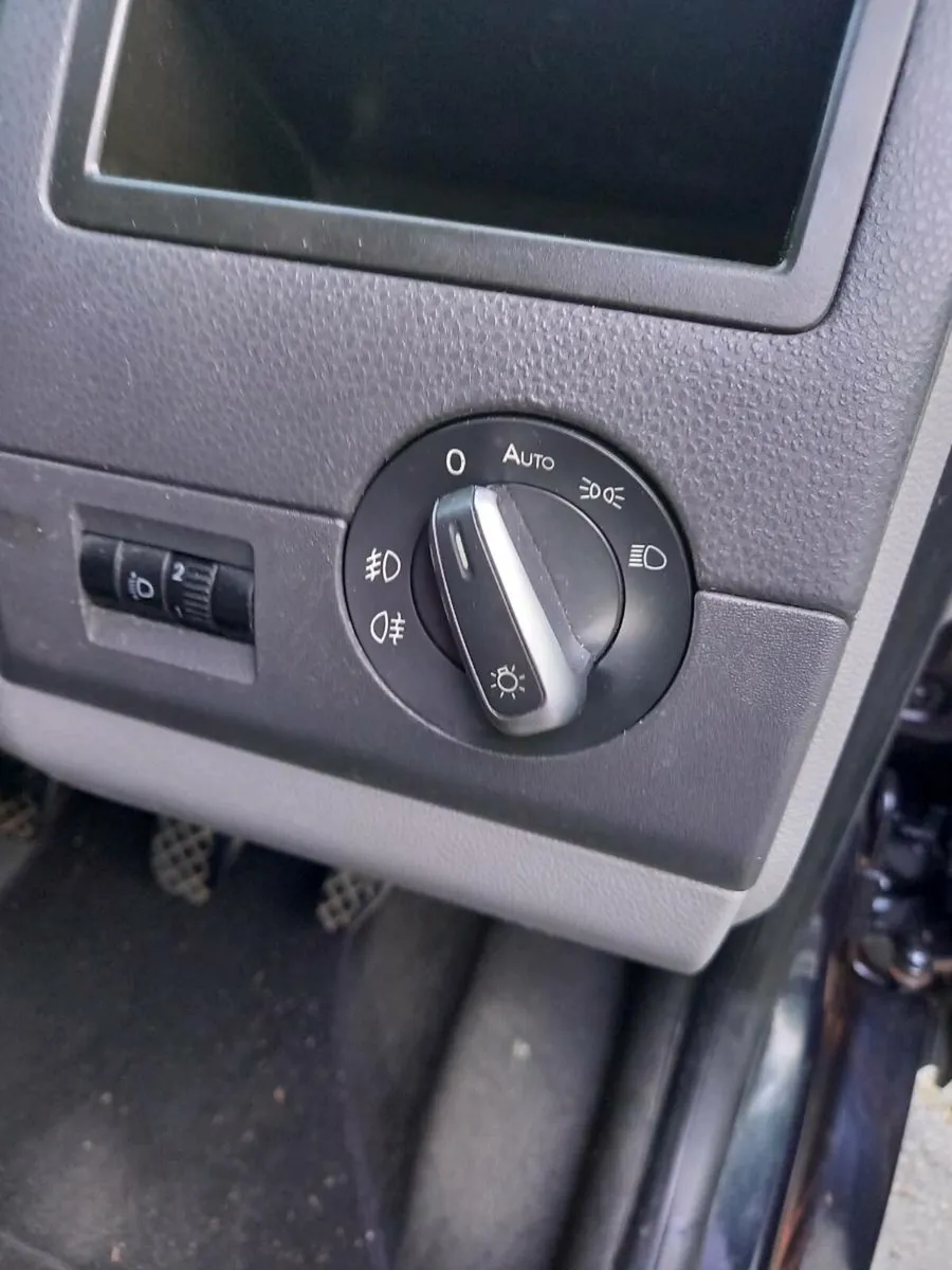 Vw transpoter 2007. 174 bhp. 2.5 tdi - Image 4