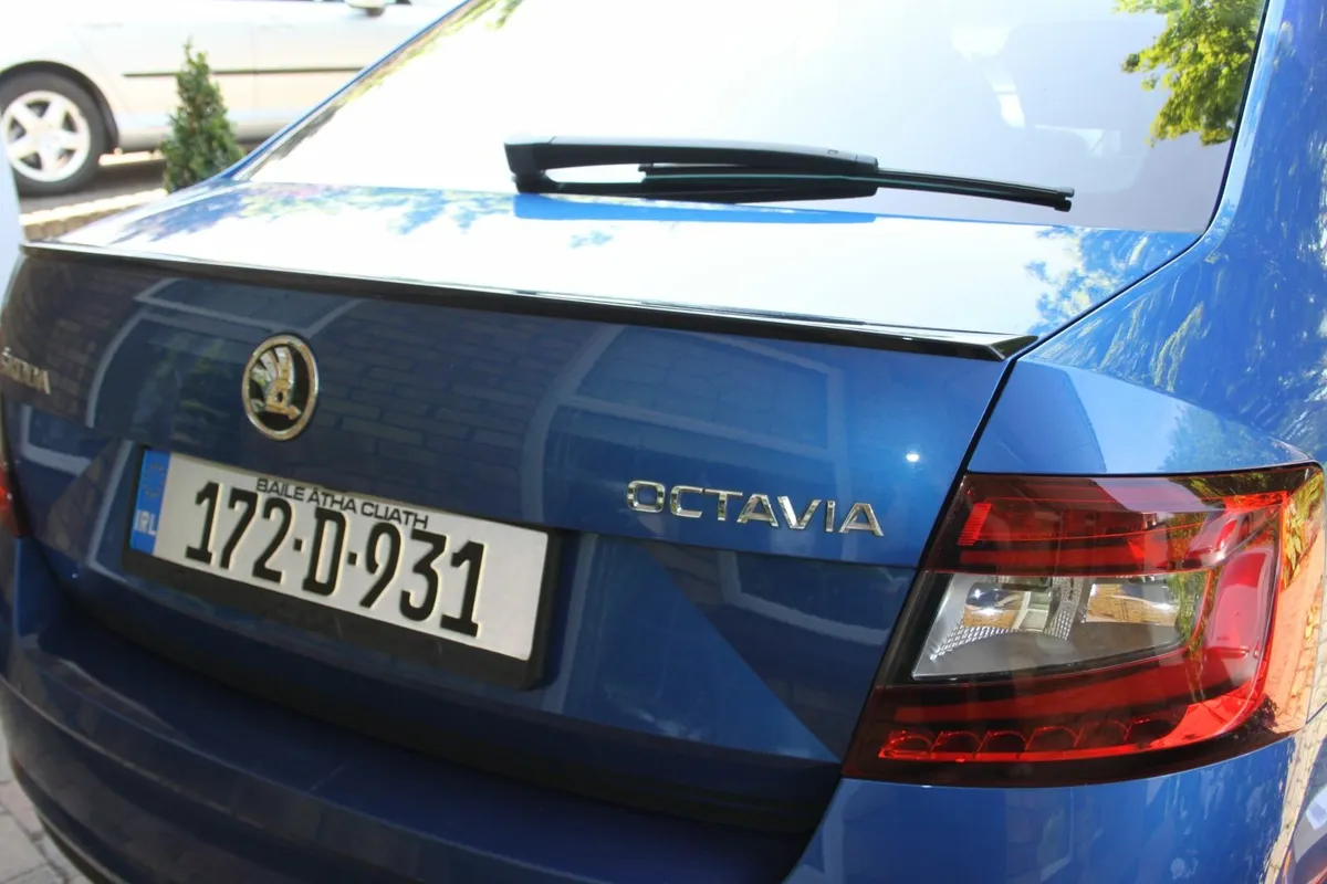 Skoda Octavia 2017 - Image 2