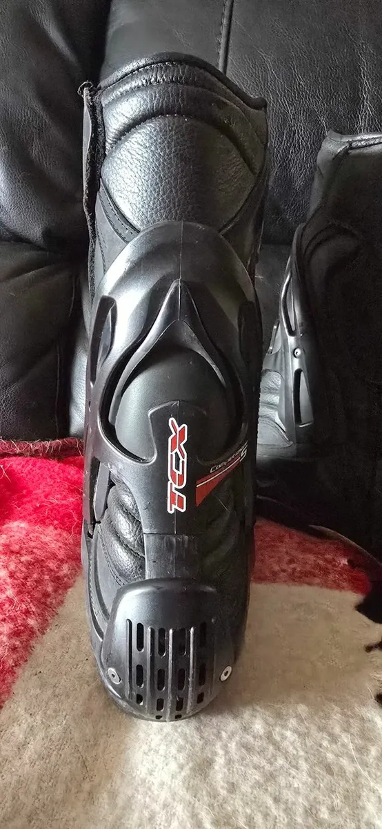 Motorbike Clothing (Summer & Winter). - Image 2
