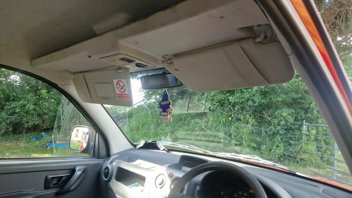 Citreon berlingo camper - Image 4