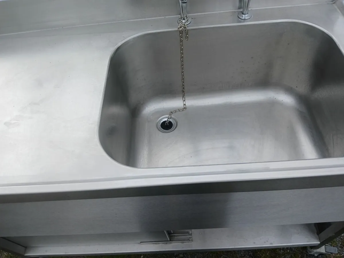 Stainless steel cabbinet sink unit delivered - Image 2