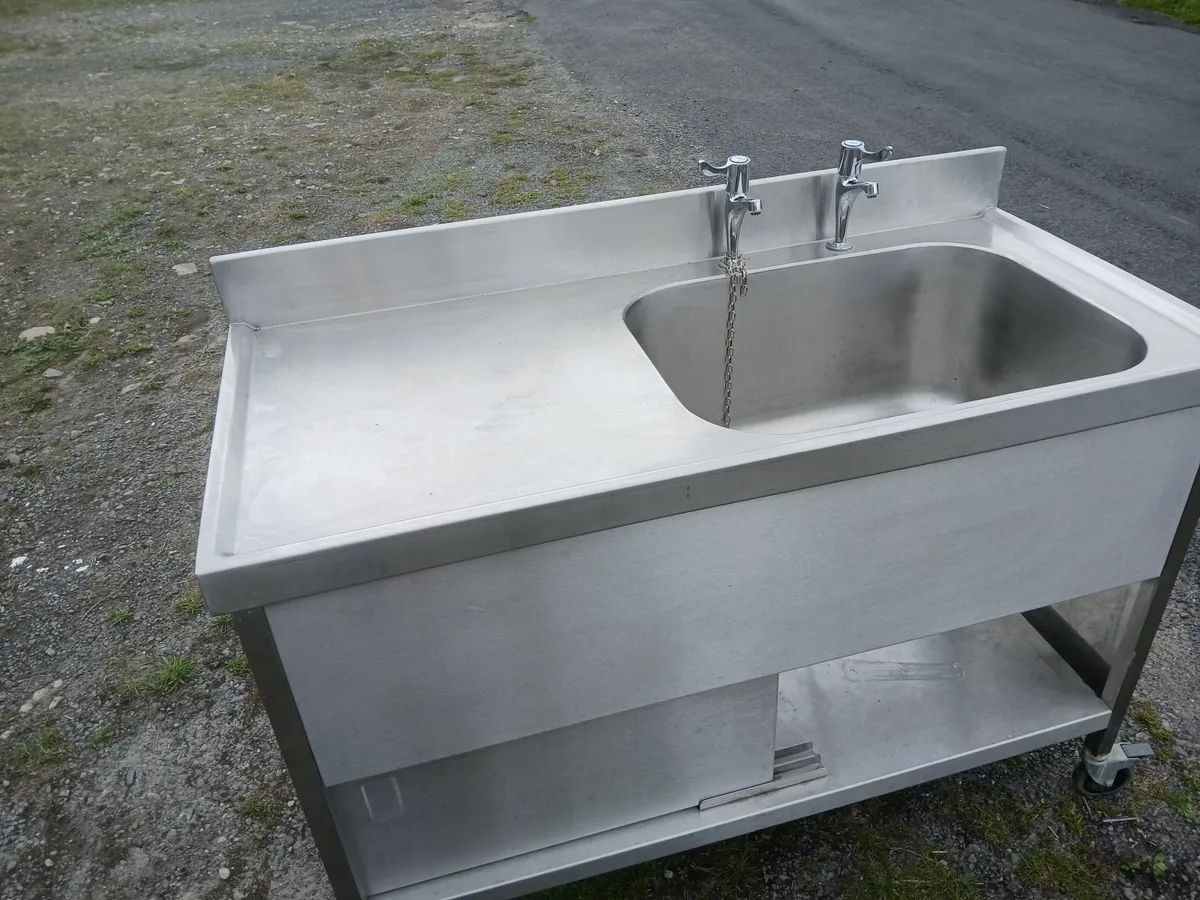 Stainless steel cabbinet sink unit delivered - Image 4