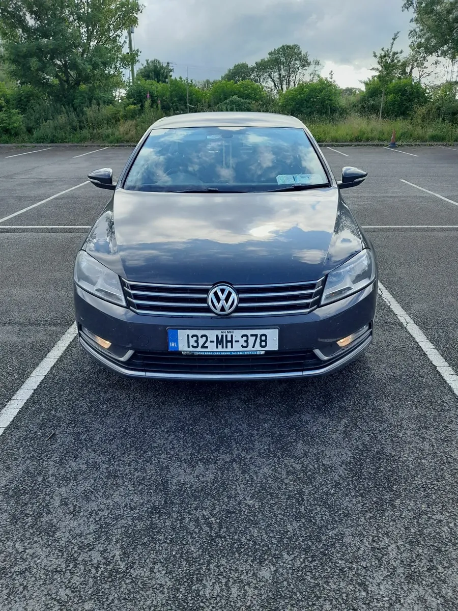 Volkswagen Passat 2013 - Image 1