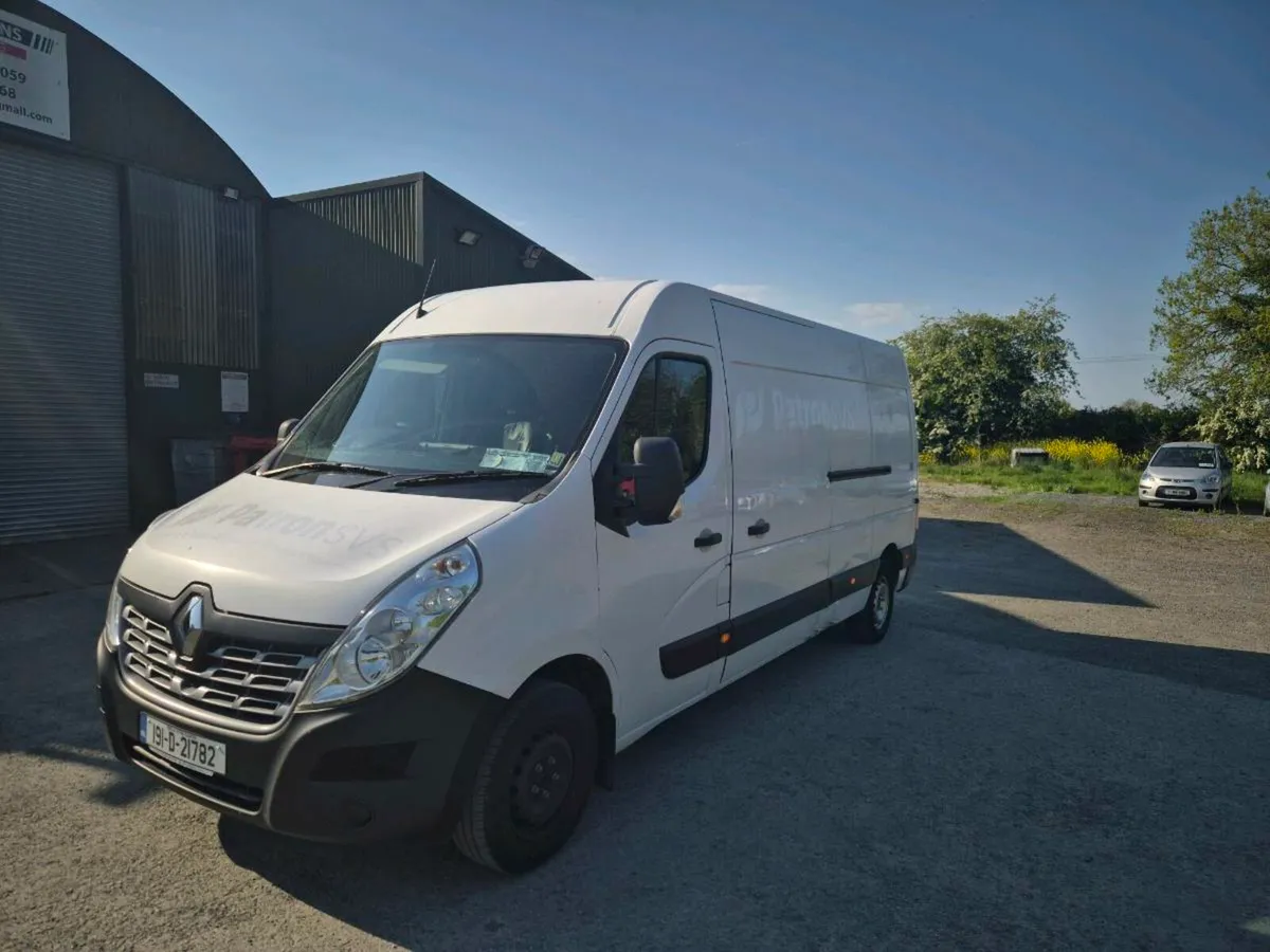 2019 Renault Master - Image 2