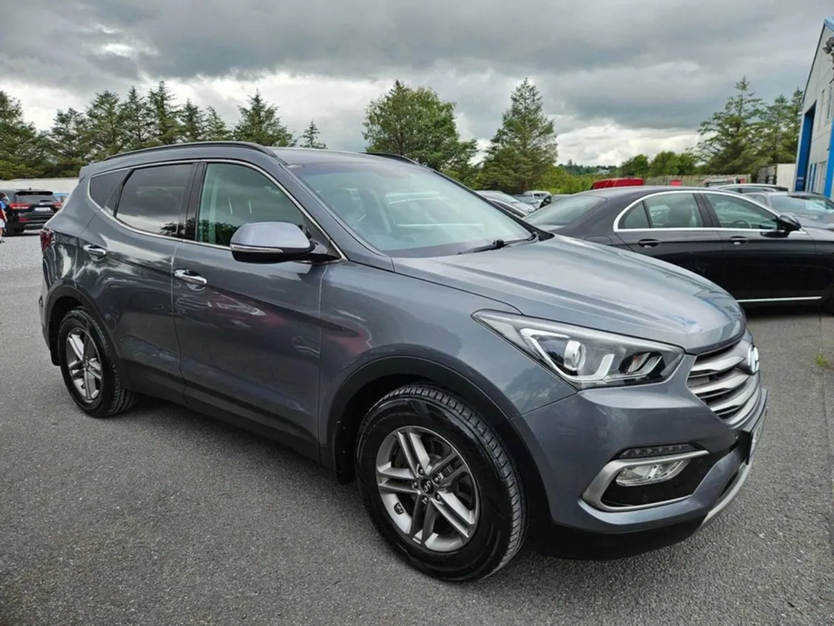 Hyundai Santa Fe Executive Automatic - Image 1