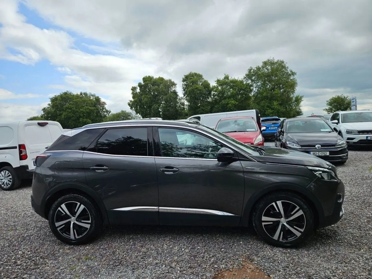 Peugeot 3008 Gt-line 1.5 Blue HDI 130 6.2 4 - Image 2