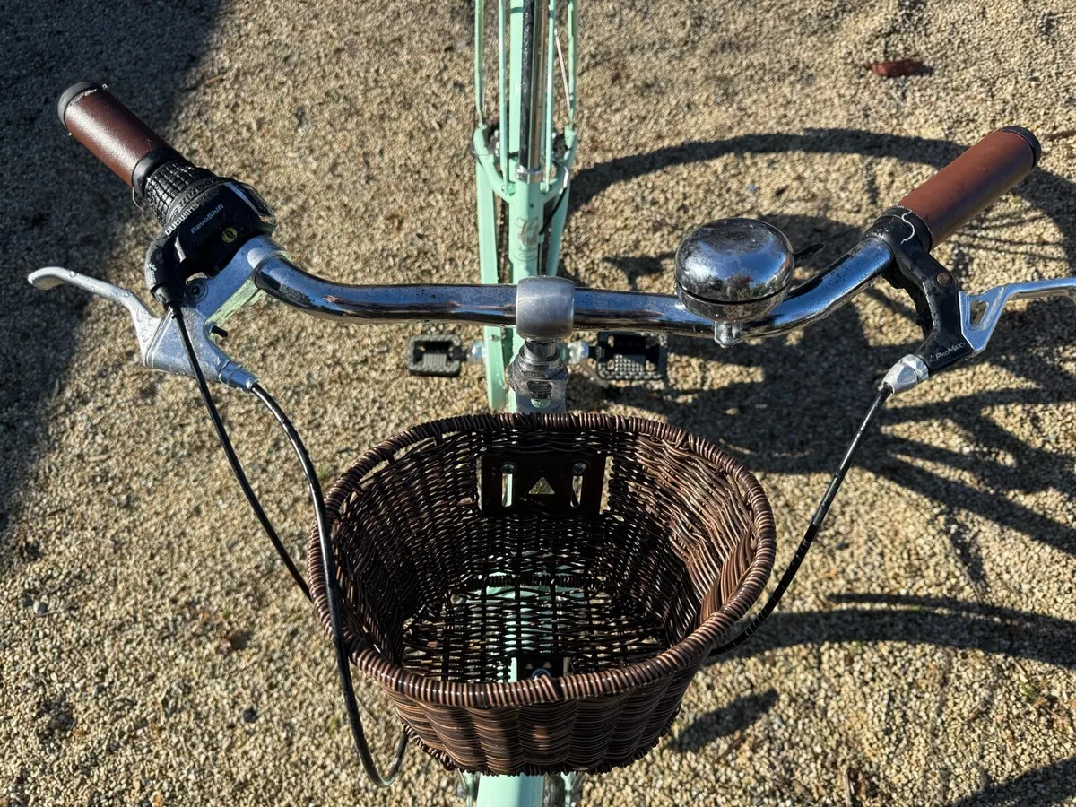 Girls Pendleton Somerby bike - Image 2