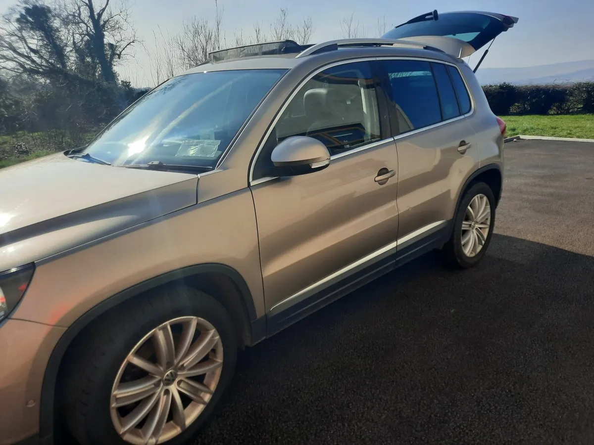 Volkswagen Tiguan 2015 - Image 1