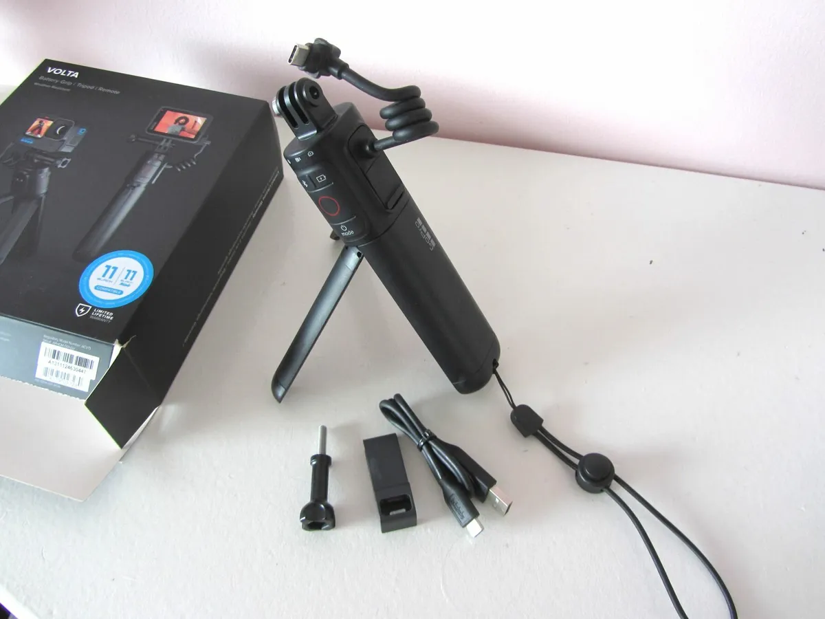 GoPro Volta Battery Grip Tripod Remote Camera - Image 4