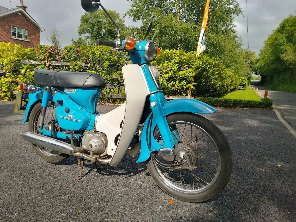 Honda c90 1979 - Image 1