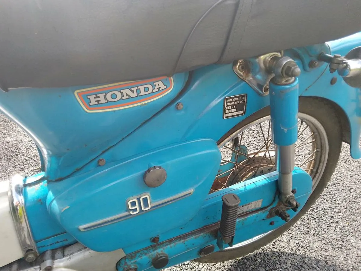 Honda c90 1979 - Image 3