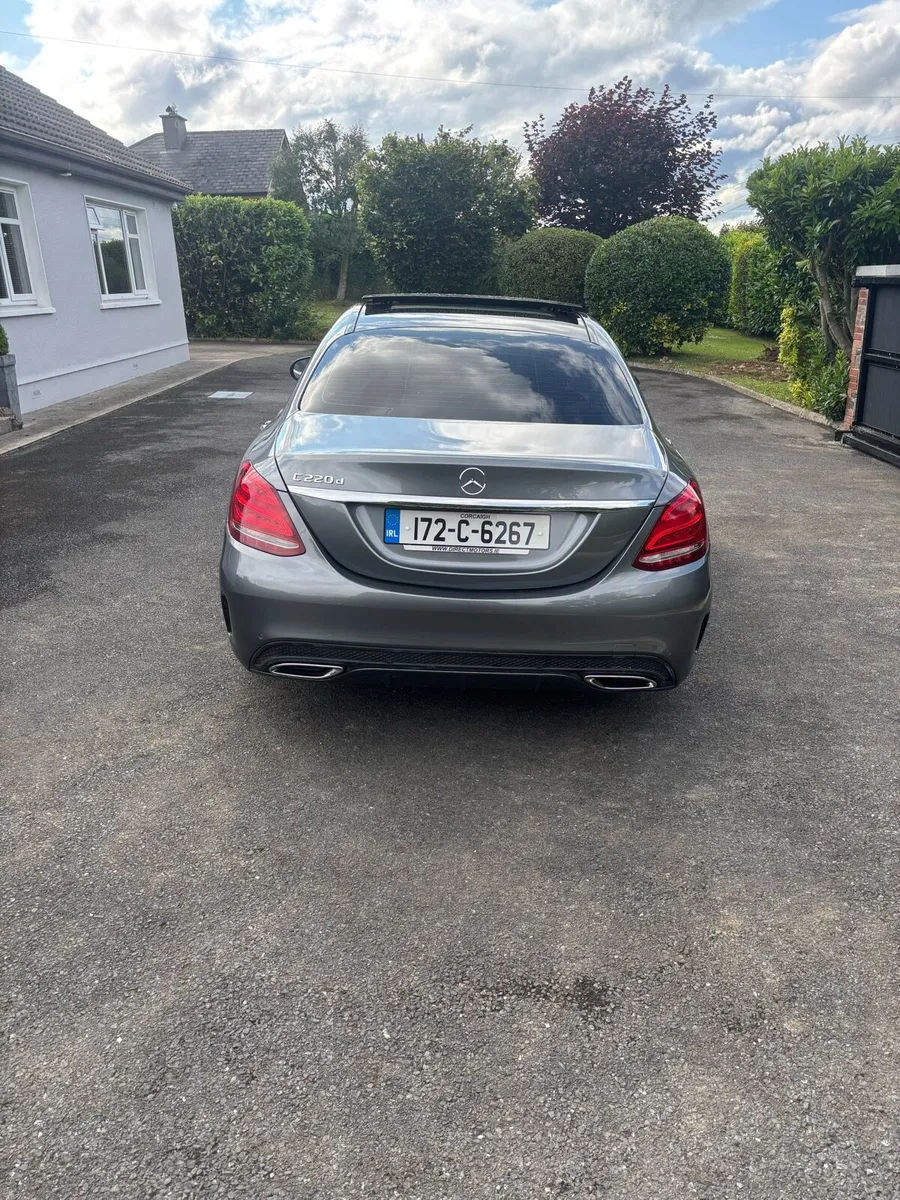 Mercedes Benz c220d AMG Premium Plus - Image 4