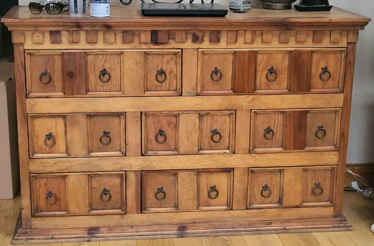 Sideboard/ dresser/ TV unit - Image 2