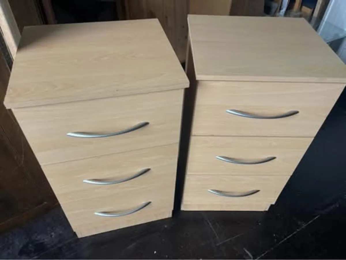 Lockers - Image 1