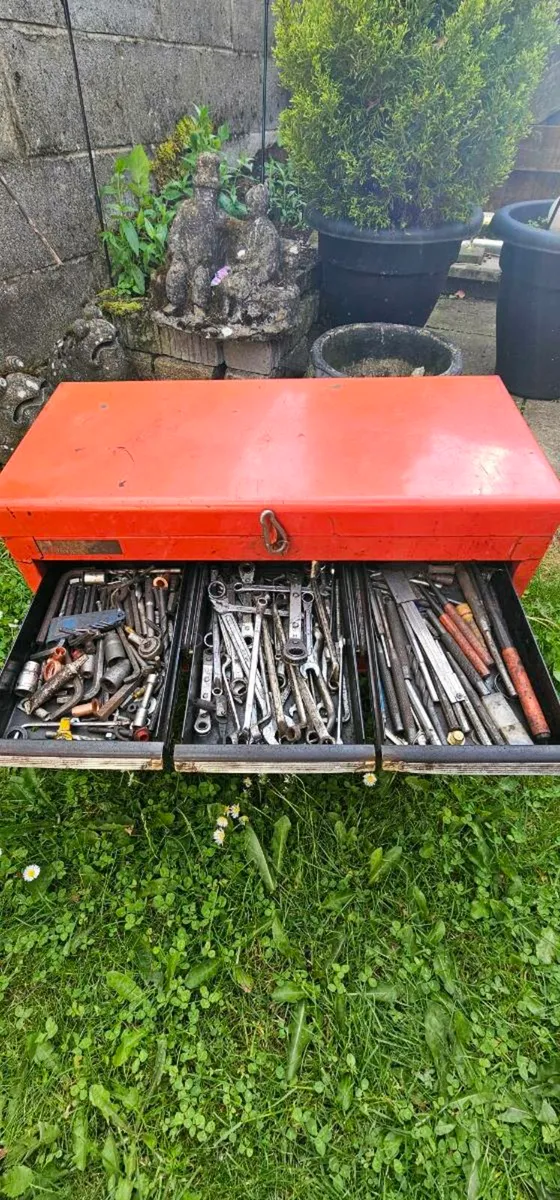 Fully Loaded Mechanics tool chest. - Image 4