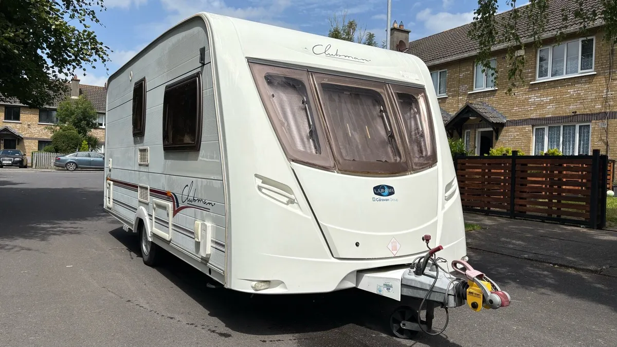 Lunar Clubman 2006 2/3 berth Caravan - Image 1