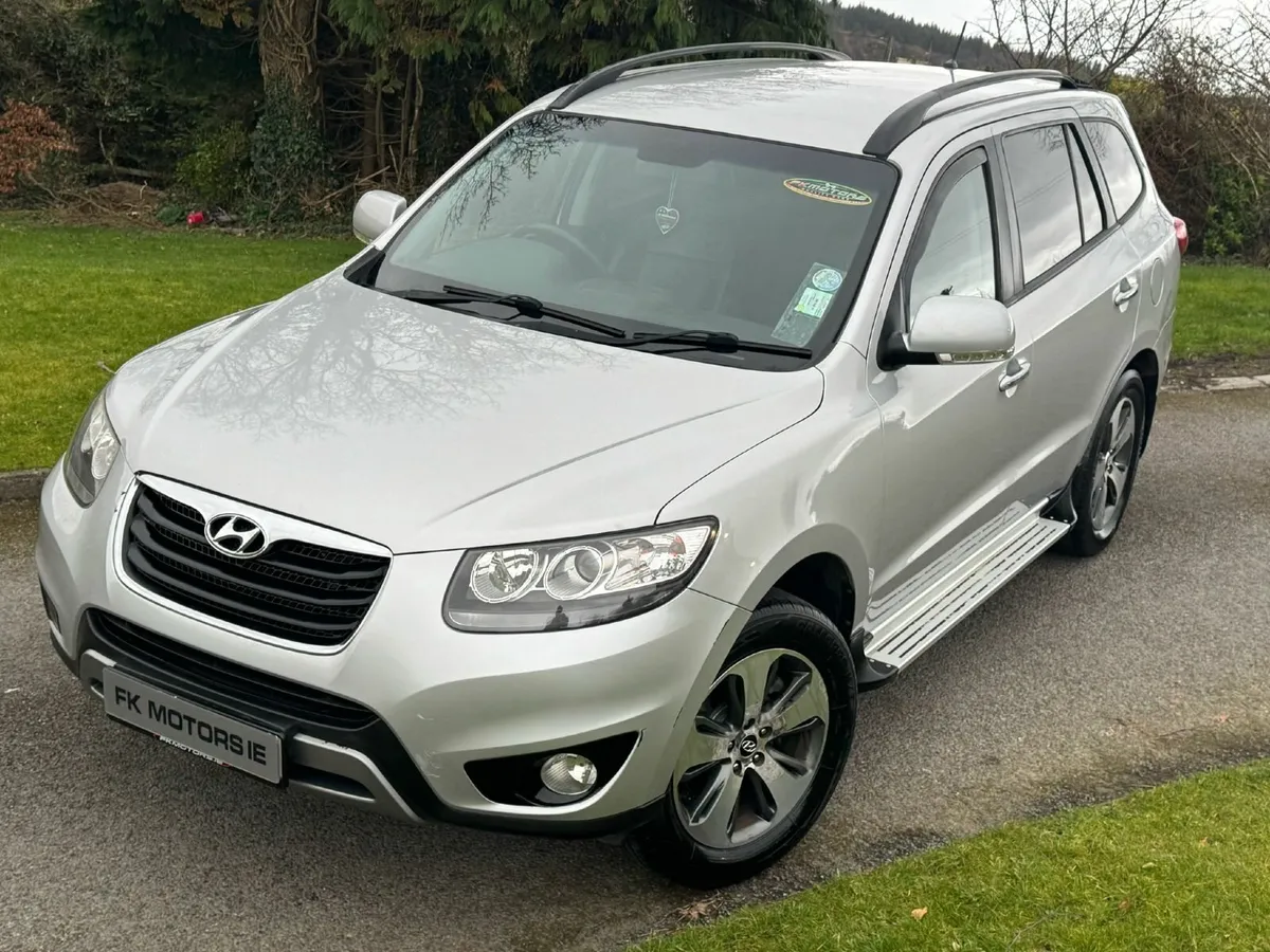 Hyundai Santa Fe 2012 - Image 4