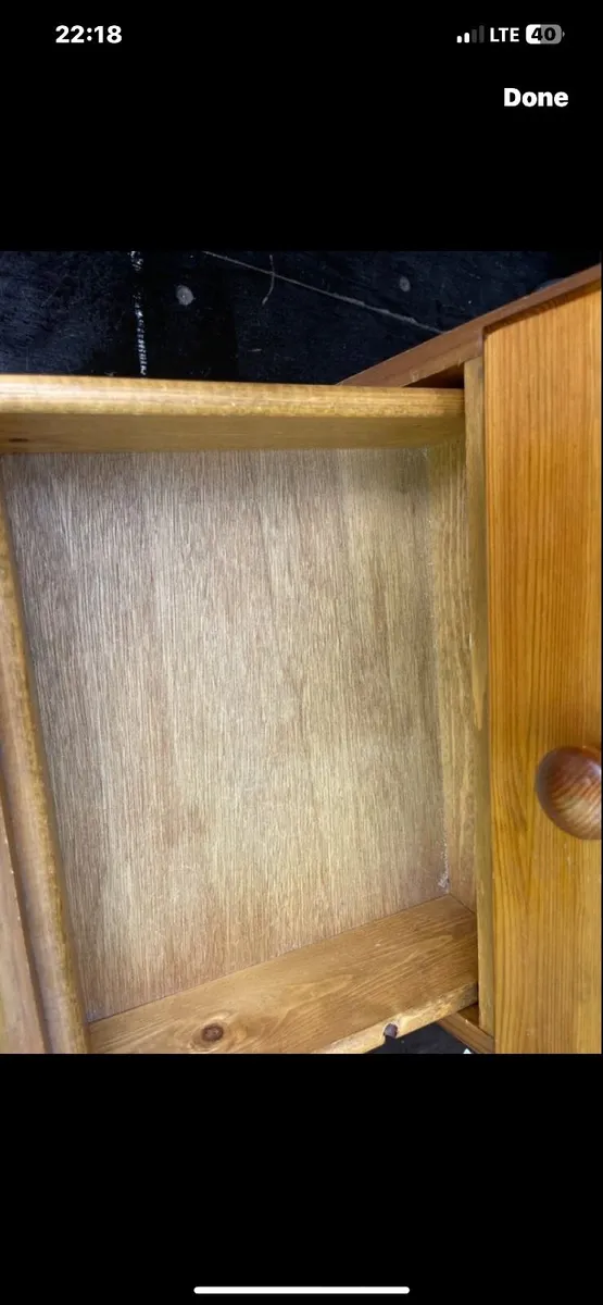 Locker - Image 2