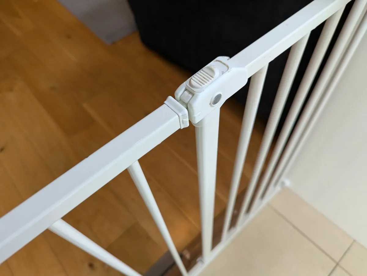 SafeTots Hallway Gate - Image 3