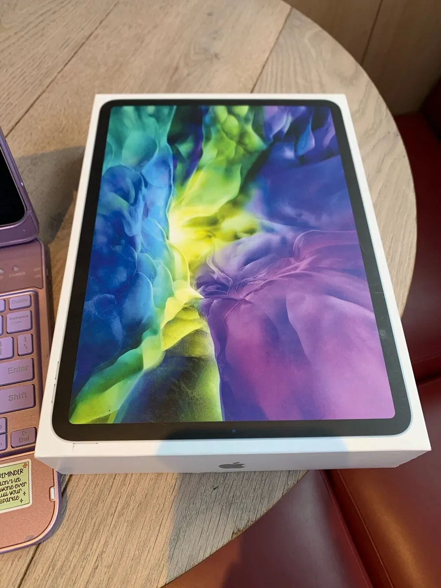 iPad Pro 11 - Image 2