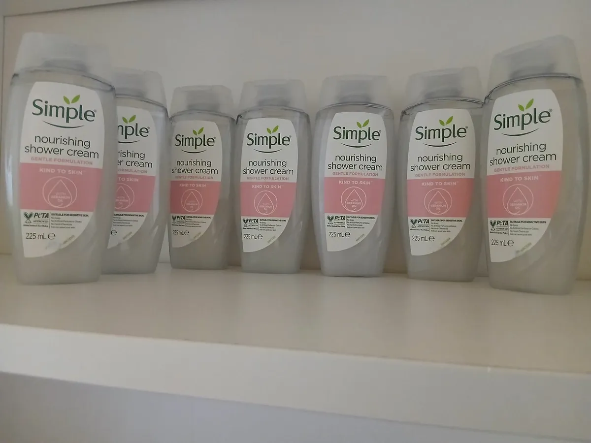 Seven bottles of Simple Shower Gel - Image 2