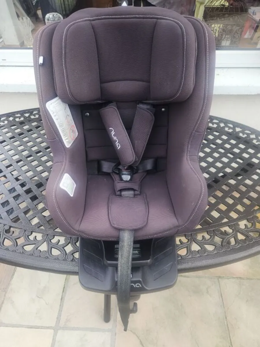 Nuna Rebl Plus Isofix Carseat - Image 1