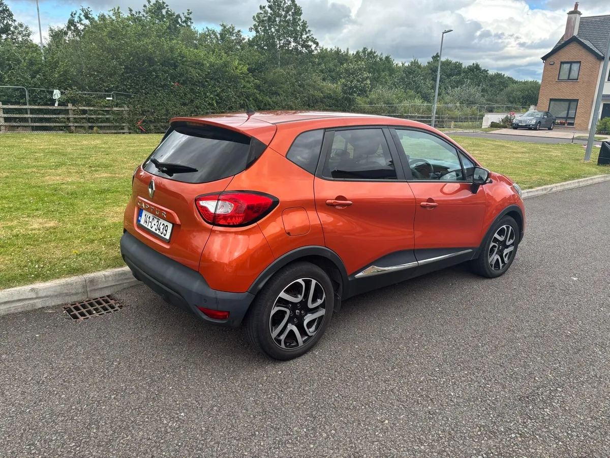 Renault Captur 2014 - Image 2