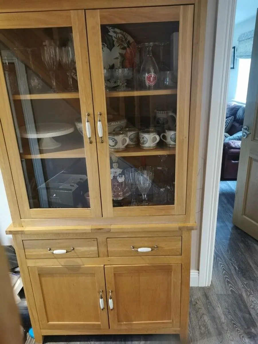 oak dresser