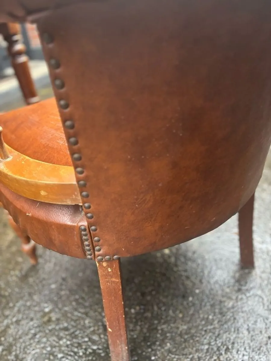Captains chair - Image 3