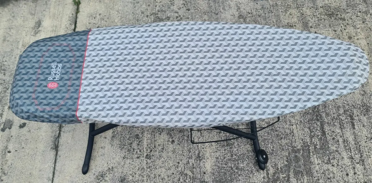 Russell Hobbs Ironing Board – Used (Like New) - Image 4