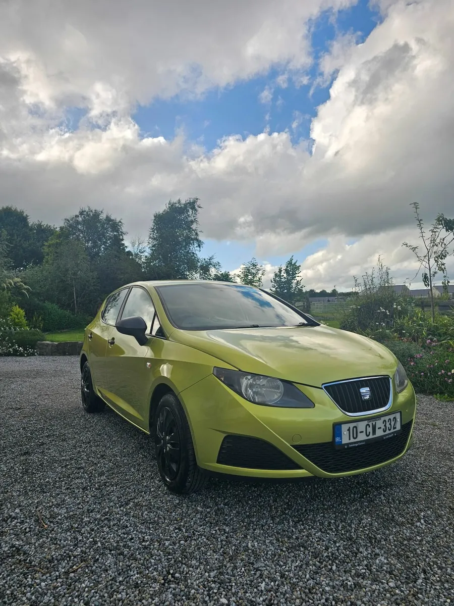 SEAT Ibiza 2010 - Image 2