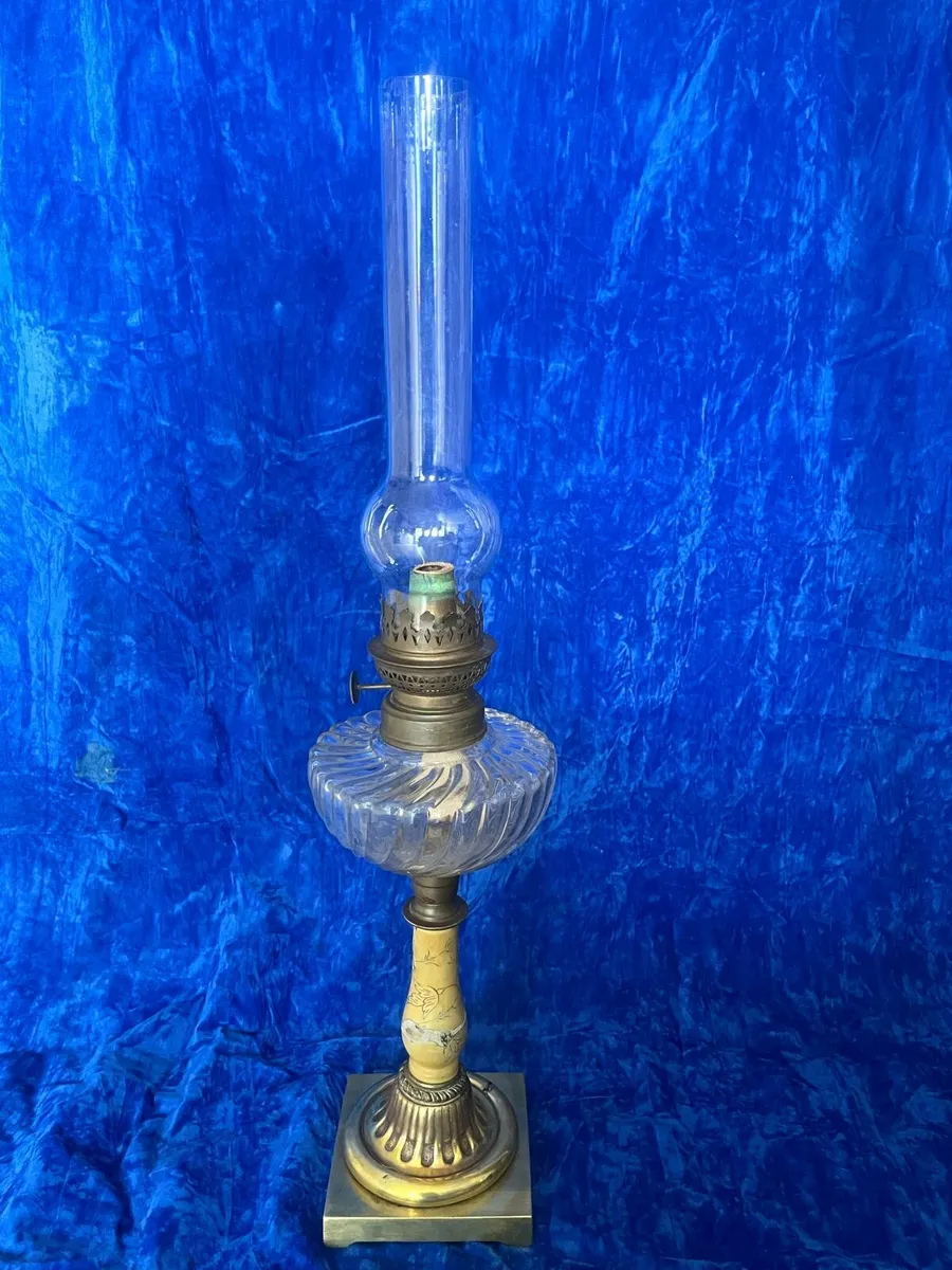 Vintage Oil Lamp - Image 1