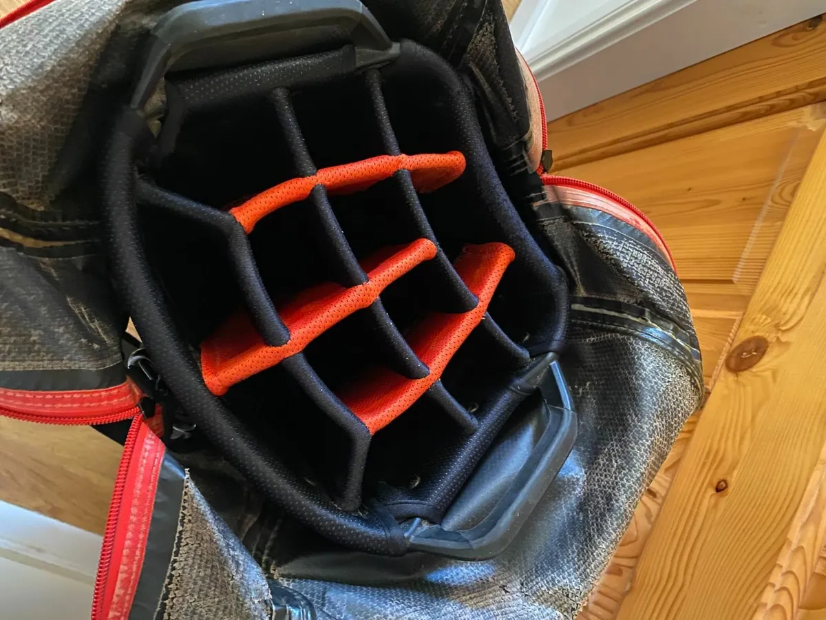 Titliest StaDry Golf bag - 13 way divider DELIVERY - Image 2
