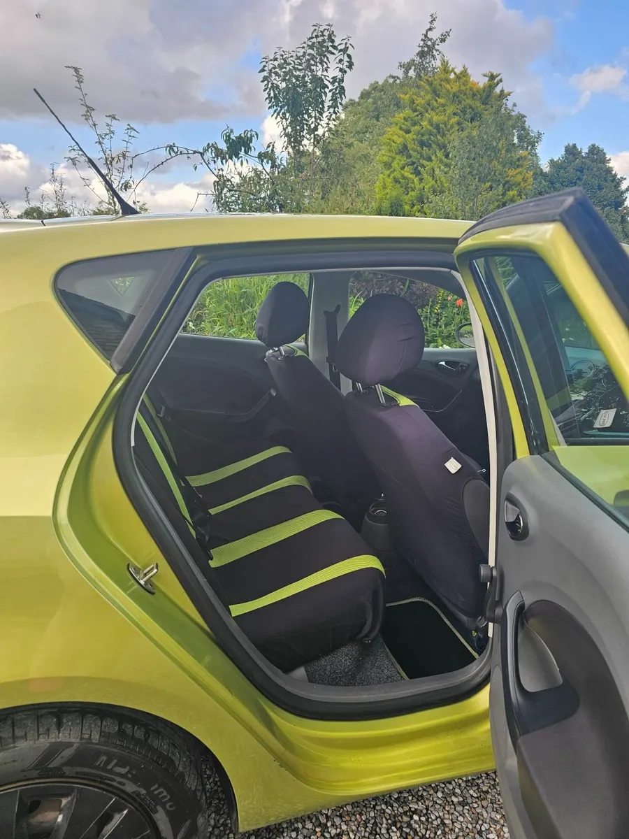 SEAT Ibiza 2010 - Image 3
