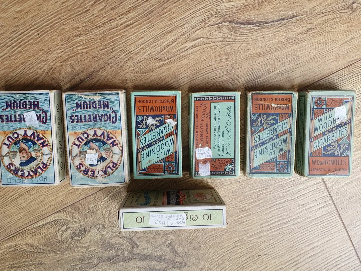 Highly collectable Quite Rare VM Fendar of London - Image 3