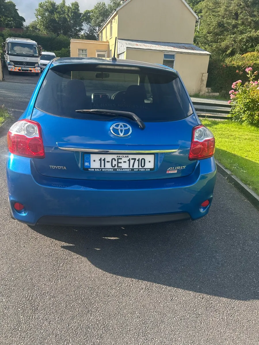 2011 Toyota auris sports 1.4 diesel - Image 4