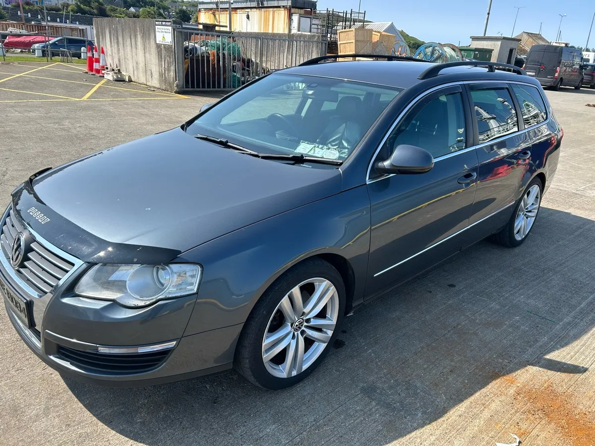 VW PASSAT B6 2.0 TDI HIGHLINE BLUEMOTION - Image 4